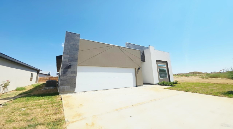 1708 Belgian Blue Lp., LAREDO, Texas 78046, 4 Bedrooms Bedrooms, 6 Rooms Rooms,2 BathroomsBathrooms,Residential,For Sale,1708 Belgian Blue Lp.,20254888