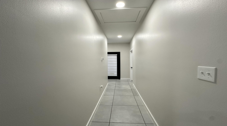 1717 Cordova Dr., Laredo, Texas 78046, 3 Bedrooms Bedrooms, 5 Rooms Rooms,2 BathroomsBathrooms,Residential,For Rent,1717 Cordova Dr.,20254890