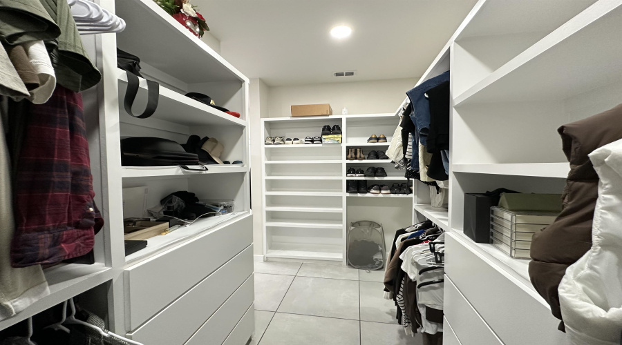 1717 Cordova Dr., Laredo, Texas 78046, 3 Bedrooms Bedrooms, 5 Rooms Rooms,2 BathroomsBathrooms,Residential,For Rent,1717 Cordova Dr.,20254890