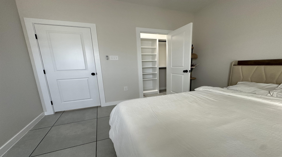 1717 Cordova Dr., Laredo, Texas 78046, 3 Bedrooms Bedrooms, 5 Rooms Rooms,2 BathroomsBathrooms,Residential,For Rent,1717 Cordova Dr.,20254890