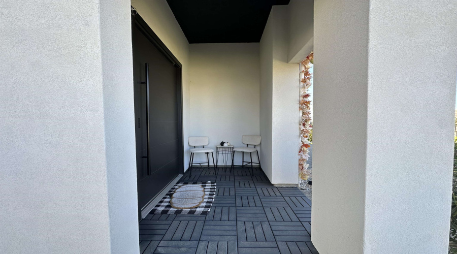 1717 Cordova Dr., Laredo, Texas 78046, 3 Bedrooms Bedrooms, 5 Rooms Rooms,2 BathroomsBathrooms,Residential,For Rent,1717 Cordova Dr.,20254890