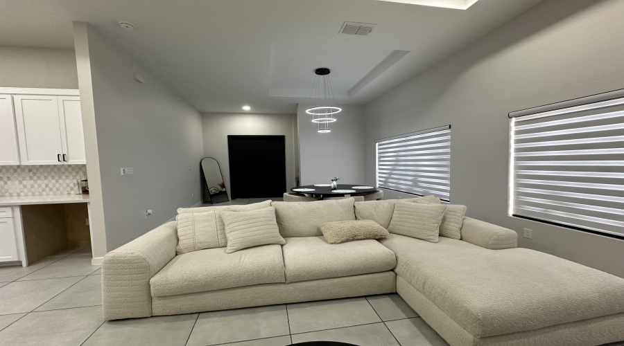 1717 Cordova Dr., Laredo, Texas 78046, 3 Bedrooms Bedrooms, 5 Rooms Rooms,2 BathroomsBathrooms,Residential,For Rent,1717 Cordova Dr.,20254890