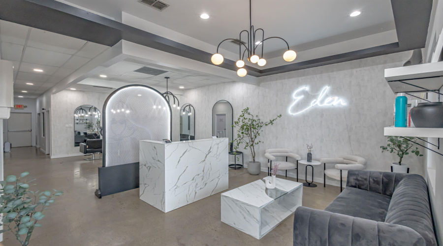 120 W Village Blvd, Laredo, Texas 78041, 1 Room Rooms,1 BathroomBathrooms,Commercial retail/office,For Rent,120 W Village Blvd,20254899