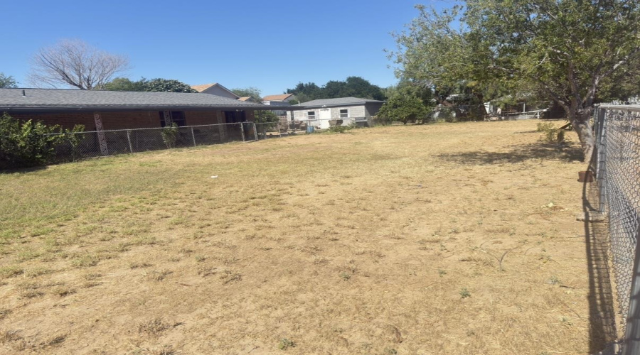 2520 Boulanger St, LAREDO, Texas 78043, ,Land,For Sale,2520 Boulanger St,20254902