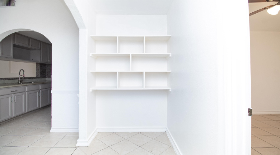 729 Bougainvillea St, Laredo, Texas 78046, ,Multi-family,For Sale,729 Bougainvillea St,20254908