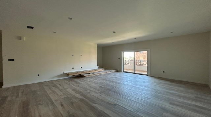 210 Veracruz Dr., Laredo, Texas 78045, 3 Bedrooms Bedrooms, 5 Rooms Rooms,2 BathroomsBathrooms,Residential,For Sale,210 Veracruz Dr.,20254894