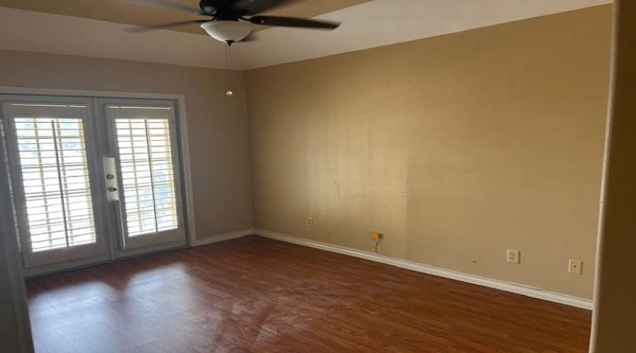 510 Shiloh Dr, LAREDO, Texas 78045-6703, 3 Bedrooms Bedrooms, 4 Rooms Rooms,2 BathroomsBathrooms,Residential,For Sale,510 Shiloh Dr,20254895