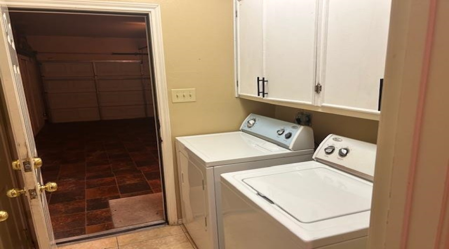 510 Shiloh Dr, LAREDO, Texas 78045-6703, 3 Bedrooms Bedrooms, 4 Rooms Rooms,2 BathroomsBathrooms,Residential,For Sale,510 Shiloh Dr,20254895