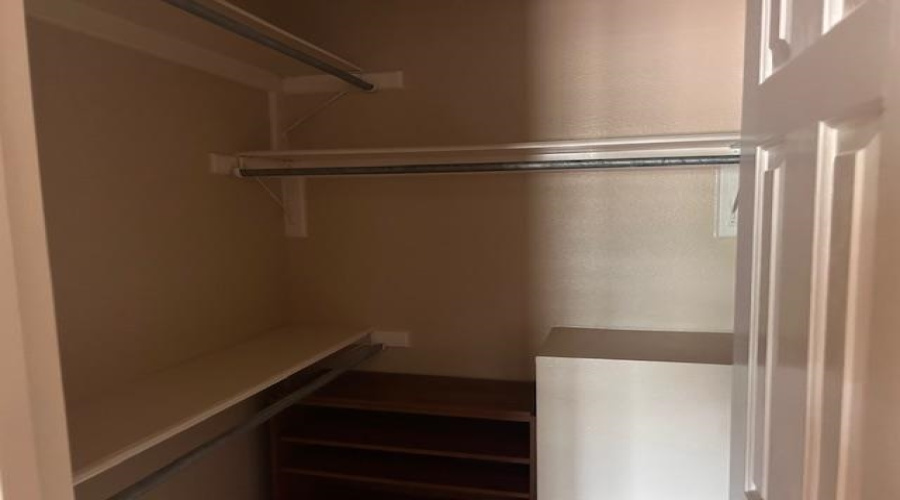 510 Shiloh Dr, LAREDO, Texas 78045-6703, 3 Bedrooms Bedrooms, 4 Rooms Rooms,2 BathroomsBathrooms,Residential,For Sale,510 Shiloh Dr,20254895