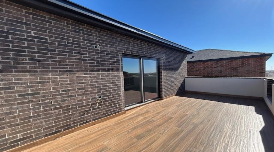 210 Veracruz Dr., Laredo, Texas 78045, 3 Bedrooms Bedrooms, 5 Rooms Rooms,2 BathroomsBathrooms,Residential,For Sale,210 Veracruz Dr.,20254896