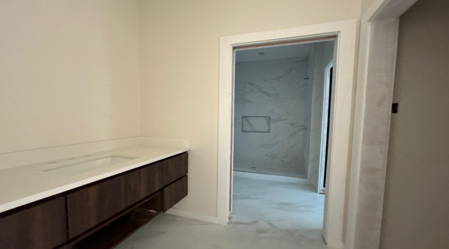 210 Veracruz Dr., Laredo, Texas 78045, 3 Bedrooms Bedrooms, 5 Rooms Rooms,2 BathroomsBathrooms,Residential,For Sale,210 Veracruz Dr.,20254897