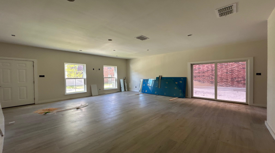 210 Veracruz Dr., Laredo, Texas 78045, 3 Bedrooms Bedrooms, 5 Rooms Rooms,2 BathroomsBathrooms,Residential,For Sale,210 Veracruz Dr.,20254897