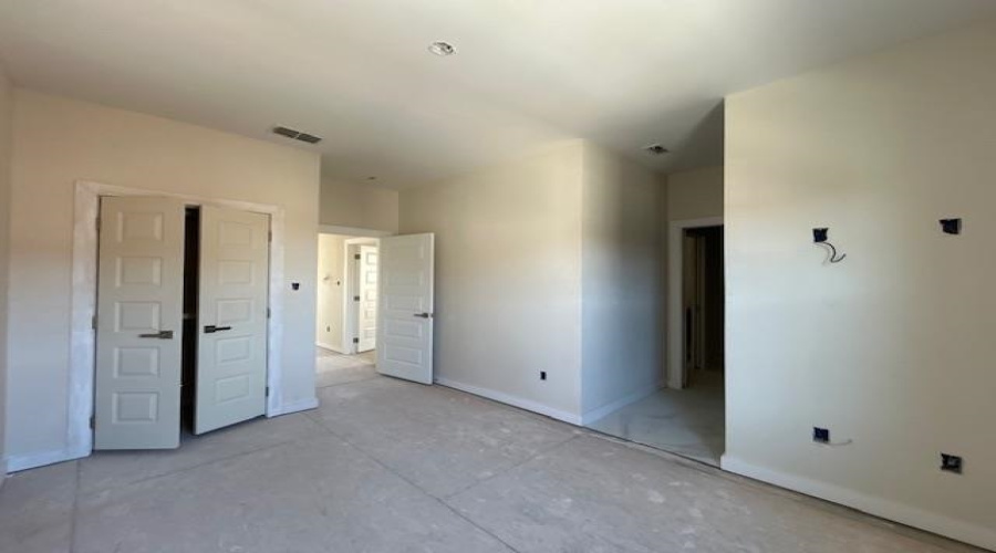 210 Veracruz Dr., Laredo, Texas 78045, 3 Bedrooms Bedrooms, 5 Rooms Rooms,2 BathroomsBathrooms,Residential,For Sale,210 Veracruz Dr.,20254898