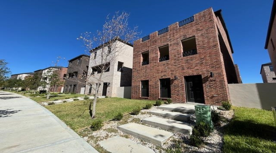 210 Veracruz Dr., Laredo, Texas 78045, 3 Bedrooms Bedrooms, 5 Rooms Rooms,2 BathroomsBathrooms,Residential,For Sale,210 Veracruz Dr.,20254898