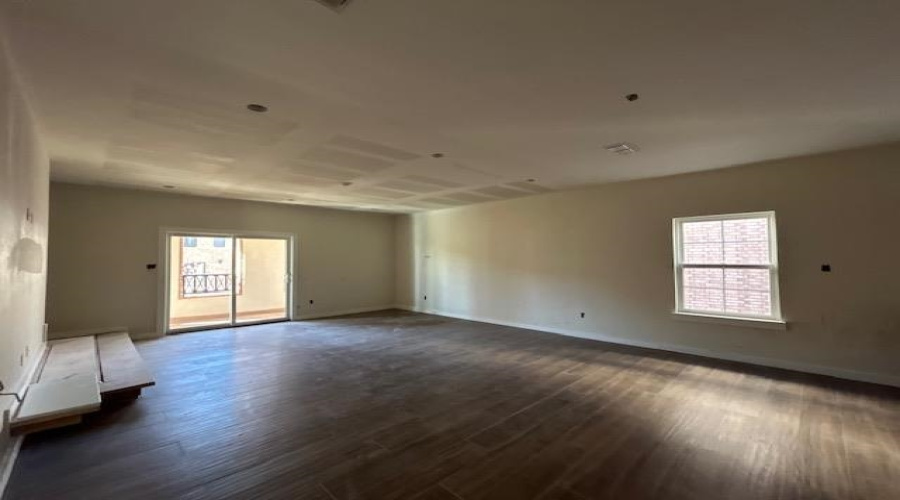 210 Veracruz Dr., Laredo, Texas 78045, 3 Bedrooms Bedrooms, 5 Rooms Rooms,2 BathroomsBathrooms,Residential,For Sale,210 Veracruz Dr.,20254898