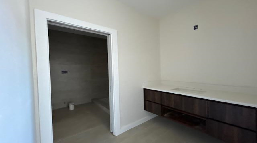 210 Veracruz Dr., Laredo, Texas 78045, 3 Bedrooms Bedrooms, 5 Rooms Rooms,2 BathroomsBathrooms,Residential,For Sale,210 Veracruz Dr.,20254900