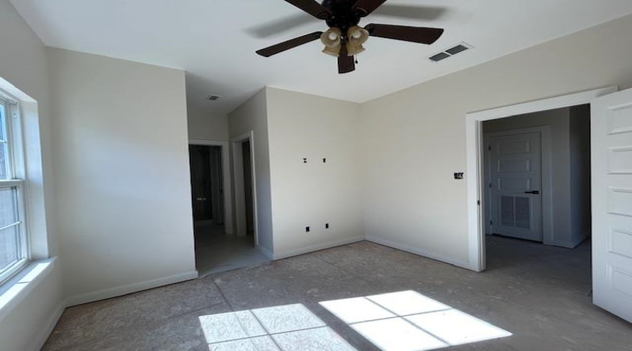 210 Veracruz Dr., Laredo, Texas 78045, 3 Bedrooms Bedrooms, 5 Rooms Rooms,2 BathroomsBathrooms,Residential,For Sale,210 Veracruz Dr.,20254901