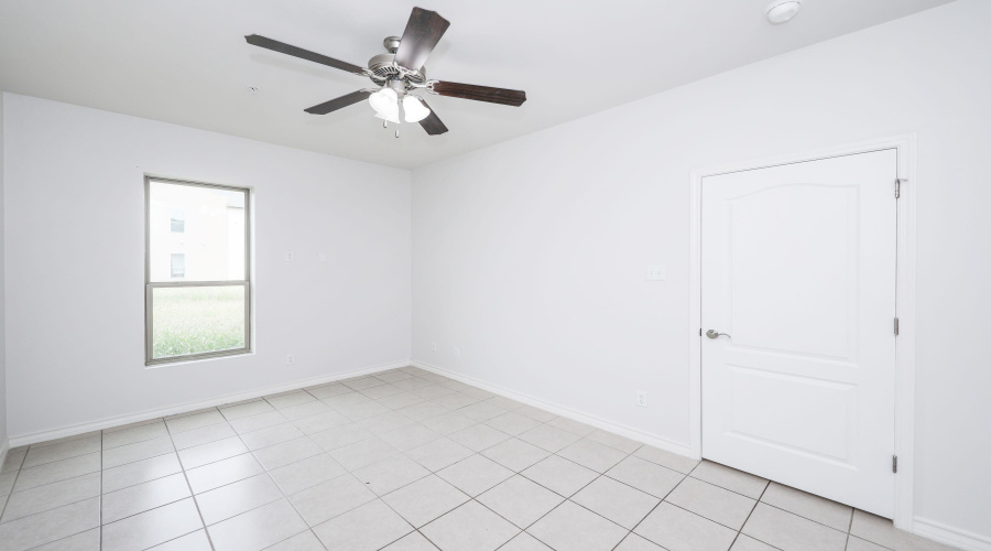 1511 Don Camilo Blvd, Laredo, Texas 78046, 2 Bedrooms Bedrooms, 4 Rooms Rooms,2 BathroomsBathrooms,Residential,For Rent,1511 Don Camilo Blvd,20254903