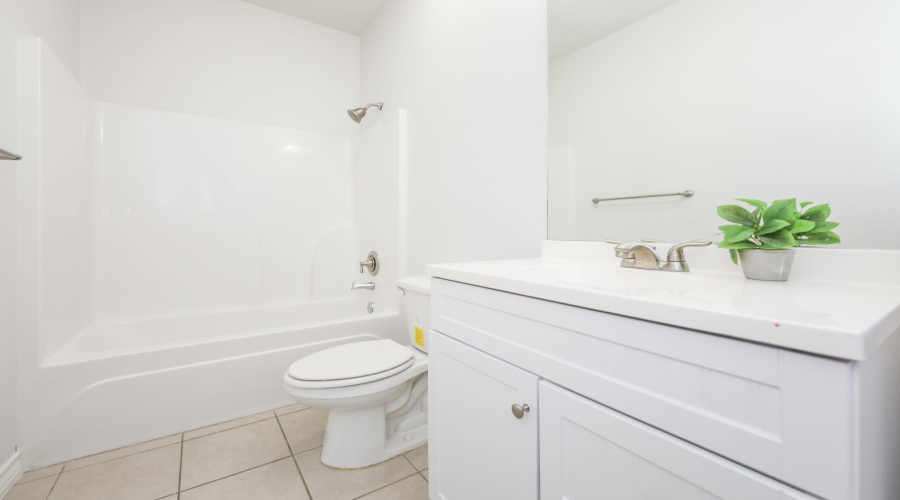 1511 Don Camilo Blvd, Laredo, Texas 78046, 2 Bedrooms Bedrooms, 4 Rooms Rooms,2 BathroomsBathrooms,Residential,For Rent,1511 Don Camilo Blvd,20254903