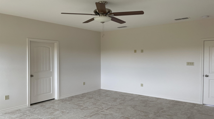 6908 Molinos Dr, Laredo, Texas 78046, 3 Bedrooms Bedrooms, 5 Rooms Rooms,2 BathroomsBathrooms,Residential,For Sale,6908 Molinos Dr,20254904