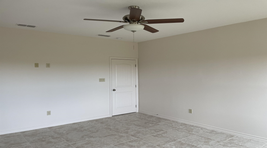 6908 Molinos Dr, Laredo, Texas 78046, 3 Bedrooms Bedrooms, 5 Rooms Rooms,2 BathroomsBathrooms,Residential,For Sale,6908 Molinos Dr,20254904