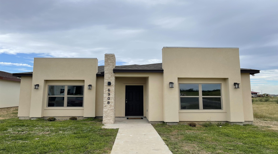 6908 Molinos Dr, Laredo, Texas 78046, 3 Bedrooms Bedrooms, 5 Rooms Rooms,2 BathroomsBathrooms,Residential,For Sale,6908 Molinos Dr,20254904