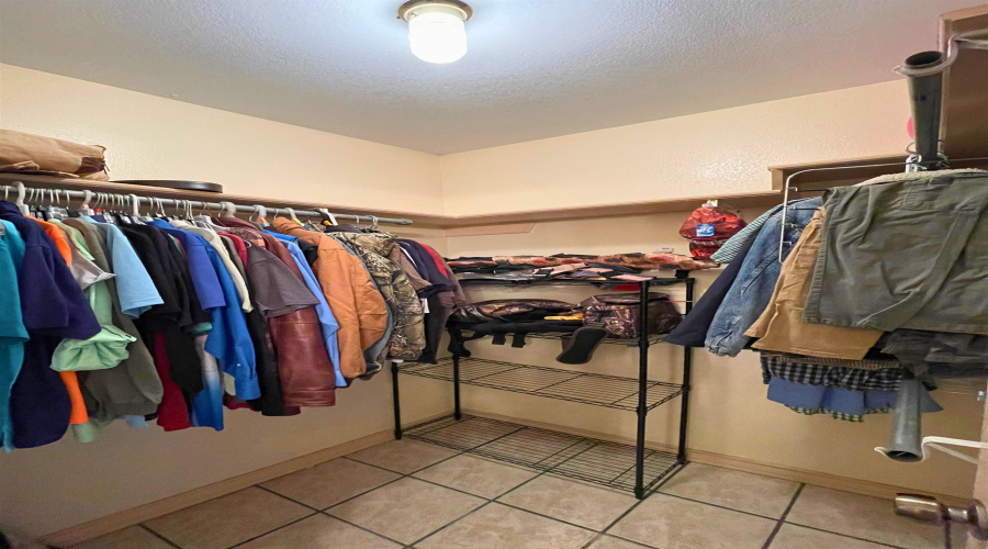 10307 Noel Ln, Laredo, Texas 78045, 3 Bedrooms Bedrooms, 5 Rooms Rooms,2 BathroomsBathrooms,Residential,For Sale,10307 Noel Ln,20254905