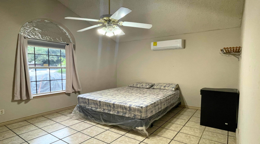 10307 Noel Ln, Laredo, Texas 78045, 3 Bedrooms Bedrooms, 5 Rooms Rooms,2 BathroomsBathrooms,Residential,For Sale,10307 Noel Ln,20254905