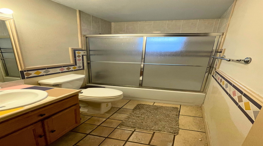 10307 Noel Ln, Laredo, Texas 78045, 3 Bedrooms Bedrooms, 5 Rooms Rooms,2 BathroomsBathrooms,Residential,For Sale,10307 Noel Ln,20254905