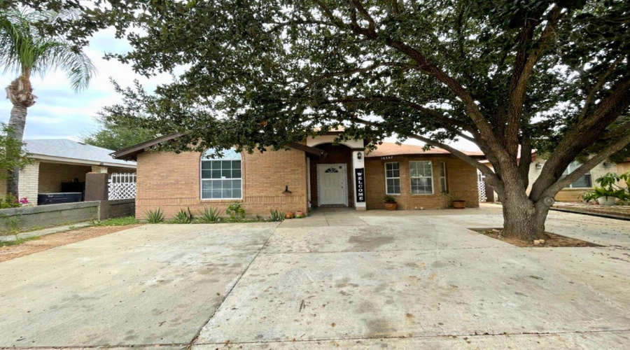 10307 Noel Ln, Laredo, Texas 78045, 3 Bedrooms Bedrooms, 5 Rooms Rooms,2 BathroomsBathrooms,Residential,For Sale,10307 Noel Ln,20254905