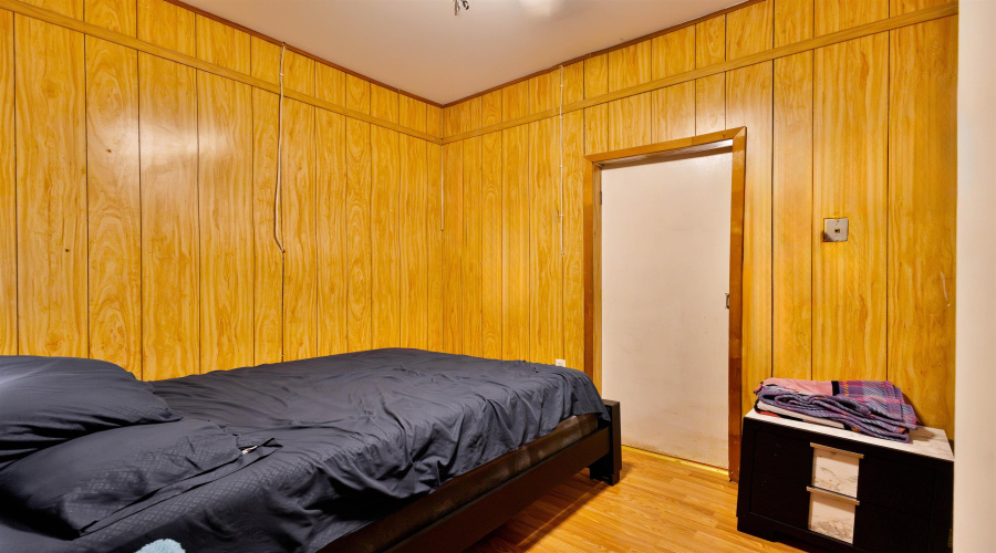 1819 San Dario Ave, Laredo, Texas 78040, 2 Bedrooms Bedrooms, 3 Rooms Rooms,2 BathroomsBathrooms,Residential,For Sale,1819 San Dario Ave,20254911