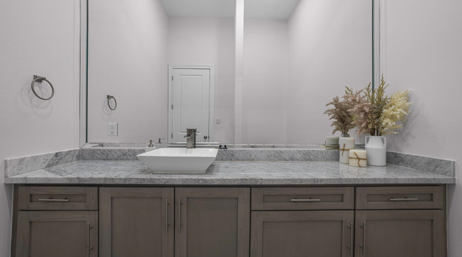 3717 Josefina Dr, LAREDO, Texas 78041, 4 Bedrooms Bedrooms, 8 Rooms Rooms,4 BathroomsBathrooms,Residential,For Sale,3717 Josefina Dr,20254912