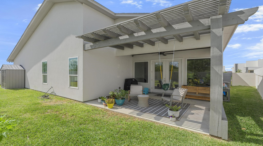 3717 Josefina Dr, LAREDO, Texas 78041, 4 Bedrooms Bedrooms, 8 Rooms Rooms,4 BathroomsBathrooms,Residential,For Sale,3717 Josefina Dr,20254912