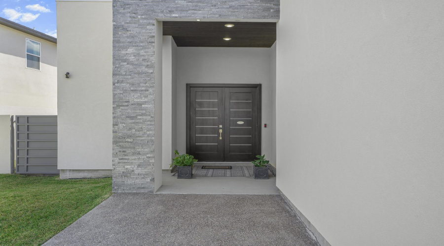 3717 Josefina Dr, LAREDO, Texas 78041, 4 Bedrooms Bedrooms, 8 Rooms Rooms,4 BathroomsBathrooms,Residential,For Sale,3717 Josefina Dr,20254912