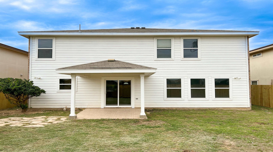 710 Starling Creek Lp, Laredo, Texas 78045, 4 Bedrooms Bedrooms, 8 Rooms Rooms,2 BathroomsBathrooms,Residential,For Sale,710 Starling Creek Lp,20254913