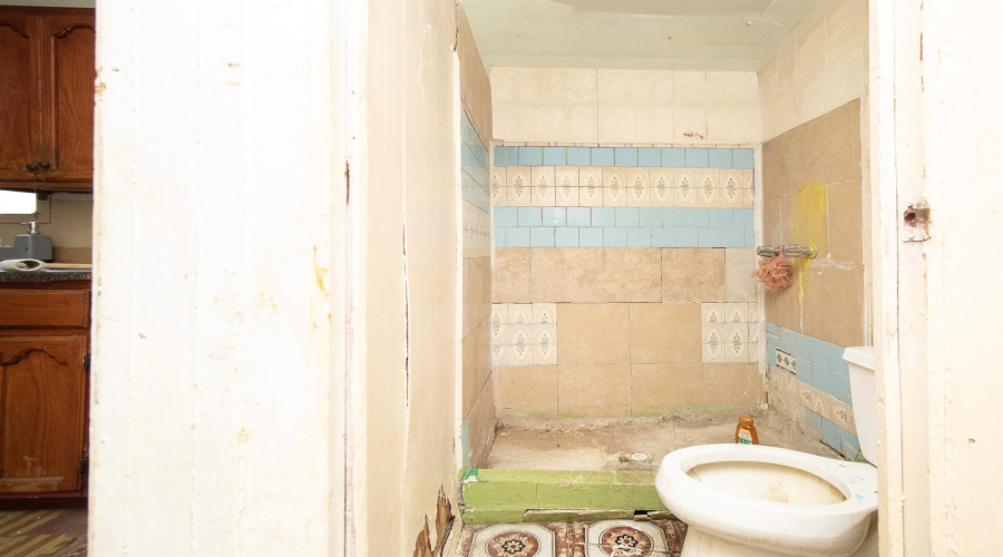 515 E Kearney St, Laredo, Texas 78040, 2 Bedrooms Bedrooms, 6 Rooms Rooms,2 BathroomsBathrooms,Residential,For Sale,515 E Kearney St,20254916