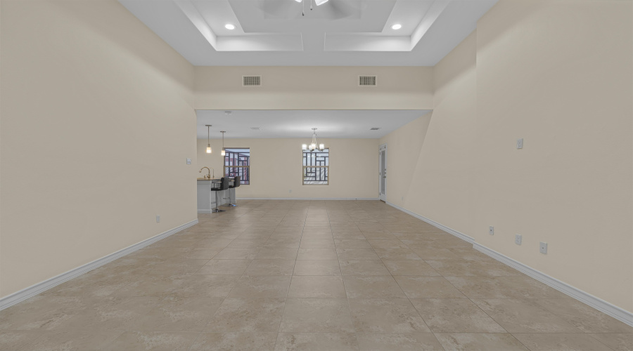 902 La Rosita, Laredo, Texas 78046, 3 Bedrooms Bedrooms, 5 Rooms Rooms,2 BathroomsBathrooms,Residential,For Sale,902 La Rosita,20254918