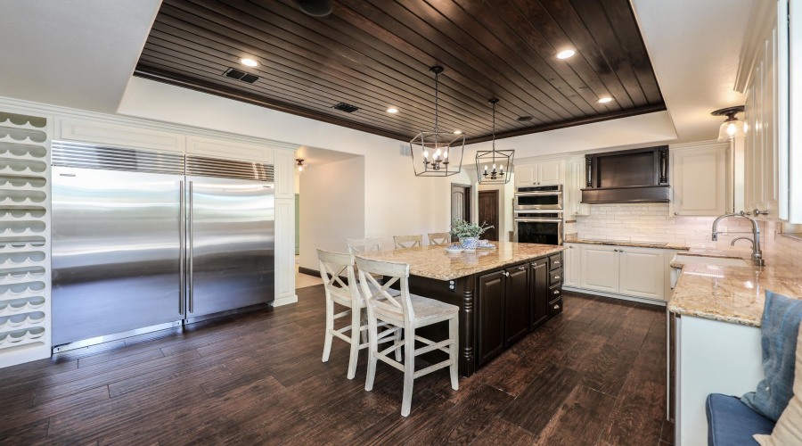 402 Manor Rd, Laredo, Texas 78041, 4 Bedrooms Bedrooms, 10 Rooms Rooms,4 BathroomsBathrooms,Residential,For Sale,402 Manor Rd,20254919