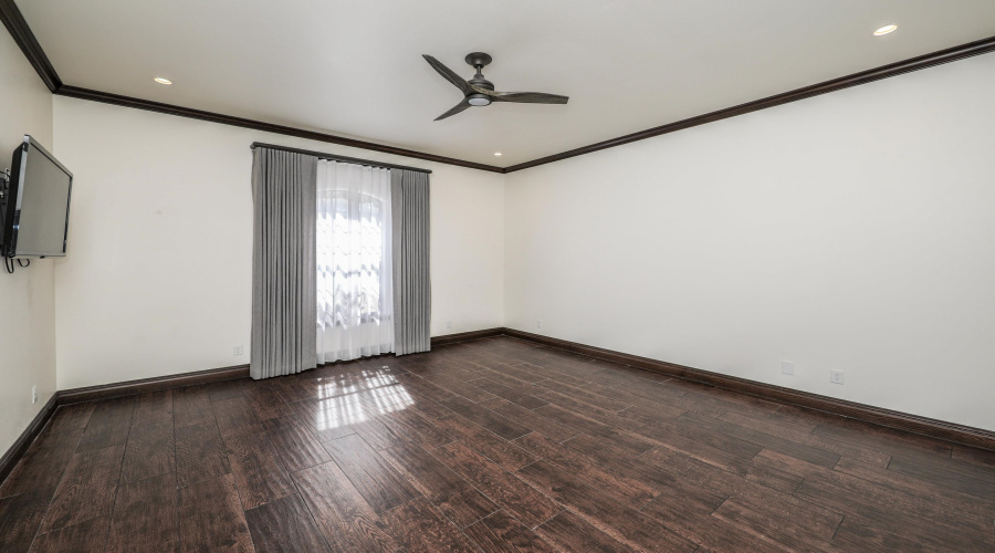 402 Manor Rd, Laredo, Texas 78041, 4 Bedrooms Bedrooms, 10 Rooms Rooms,4 BathroomsBathrooms,Residential,For Sale,402 Manor Rd,20254919