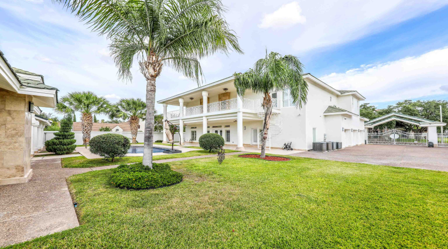 314 Bordeaux Dr, Laredo, Texas 78041, 4 Bedrooms Bedrooms, 11 Rooms Rooms,4 BathroomsBathrooms,Residential,For Rent,314 Bordeaux Dr,20254921