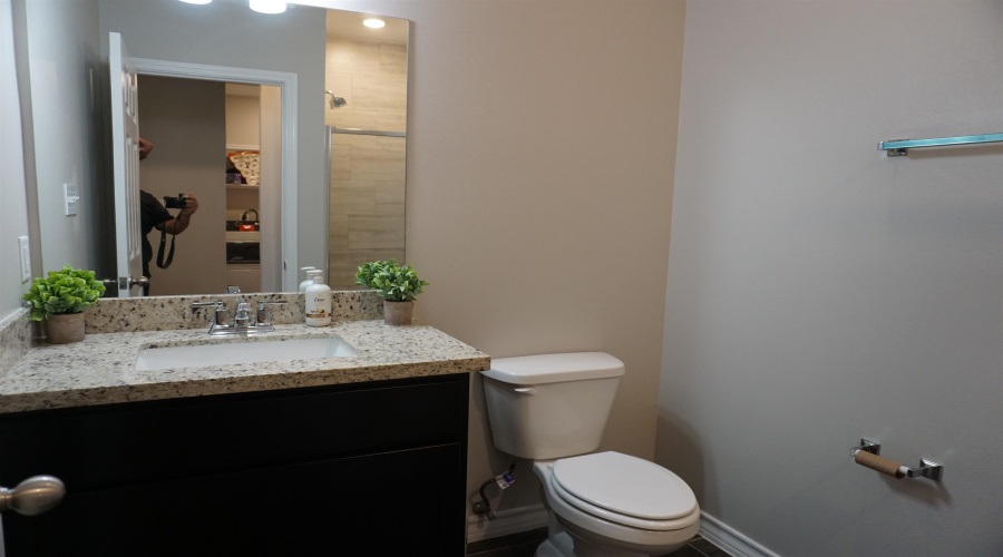 1610 Alborada Dr., Laredo, Texas 78045, 6 Bedrooms Bedrooms, 10 Rooms Rooms,3 BathroomsBathrooms,Residential,For Rent,1610 Alborada Dr.,20254923