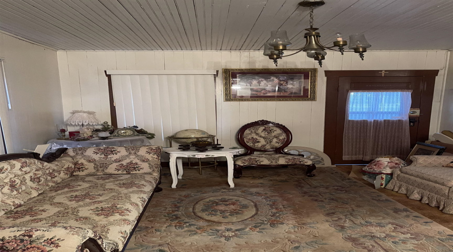 220 School Tx., Benavides, Texas 78341, 3 Bedrooms Bedrooms, 5 Rooms Rooms,2 BathroomsBathrooms,Residential,For Sale,220 School Tx.,20254924