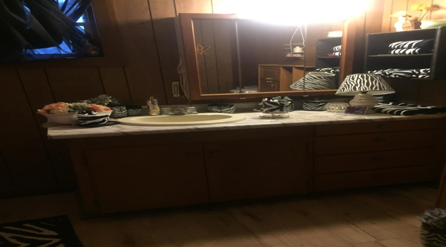 220 School Tx., Benavides, Texas 78341, 3 Bedrooms Bedrooms, 5 Rooms Rooms,2 BathroomsBathrooms,Residential,For Sale,220 School Tx.,20254924