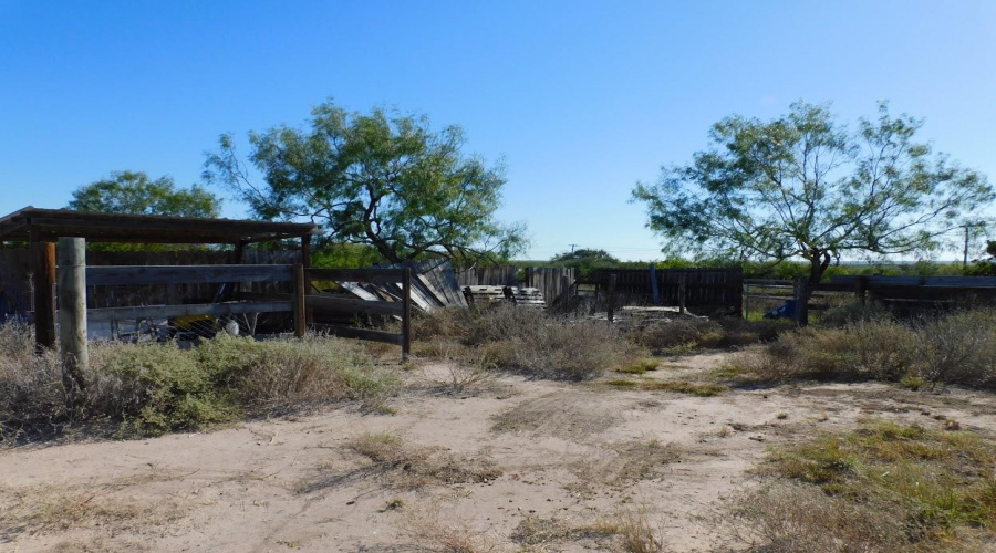 653 S U.S. Hwy 59, GeorgeWest, Texas 78022, ,Land,For Sale,653 S U.S. Hwy 59,20254922