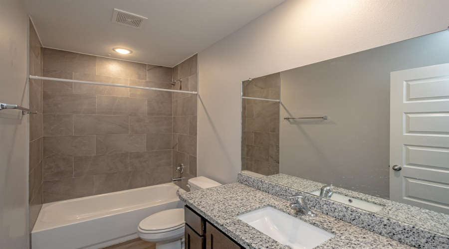 5707 St. Emma Dr., LAREDO, Texas 78046, 3 Bedrooms Bedrooms, 5 Rooms Rooms,2 BathroomsBathrooms,Residential,For Sale,5707 St. Emma Dr.,20254927