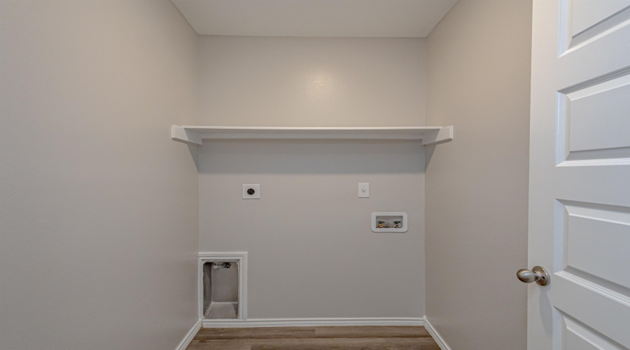 5707 St. Emma Dr., LAREDO, Texas 78046, 3 Bedrooms Bedrooms, 5 Rooms Rooms,2 BathroomsBathrooms,Residential,For Sale,5707 St. Emma Dr.,20254927