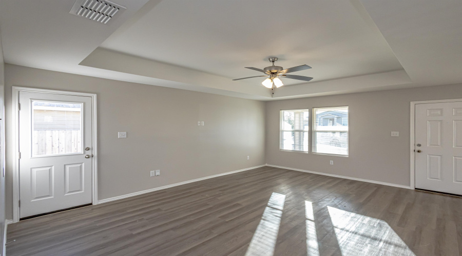 5707 St. Emma Dr., LAREDO, Texas 78046, 3 Bedrooms Bedrooms, 5 Rooms Rooms,2 BathroomsBathrooms,Residential,For Sale,5707 St. Emma Dr.,20254927