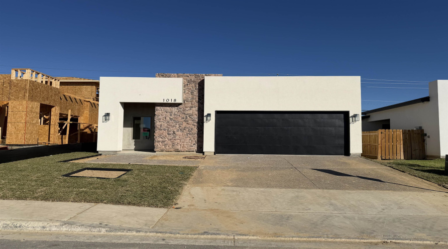 1018 Noyola Loop, Laredo, Texas 78046, 4 Bedrooms Bedrooms, 6 Rooms Rooms,2 BathroomsBathrooms,Residential,For Sale,1018 Noyola Loop,20254928
