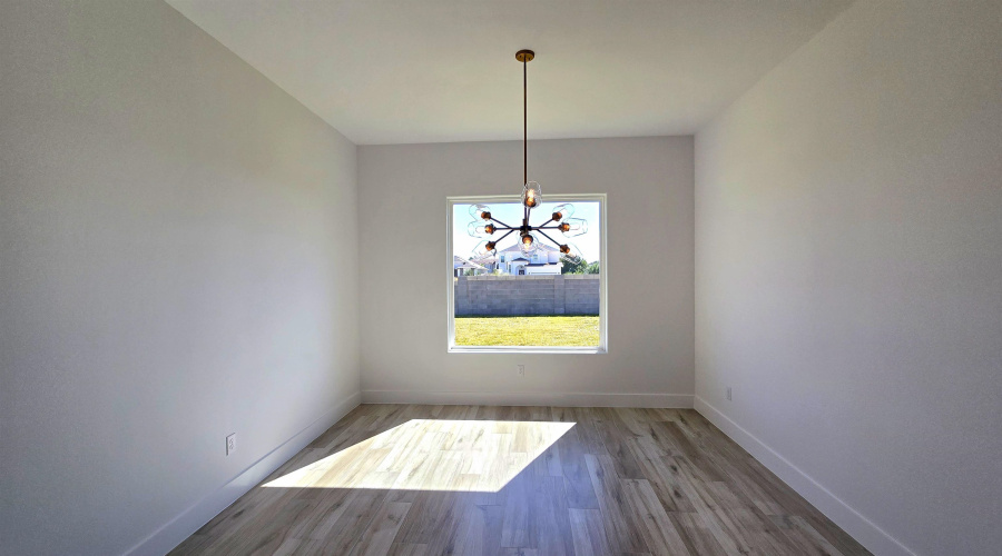 3709 Sun Valley Dr., Laredo, Texas 78045, 4 Bedrooms Bedrooms, 7 Rooms Rooms,4 BathroomsBathrooms,Residential,For Sale,3709 Sun Valley Dr.,20254929