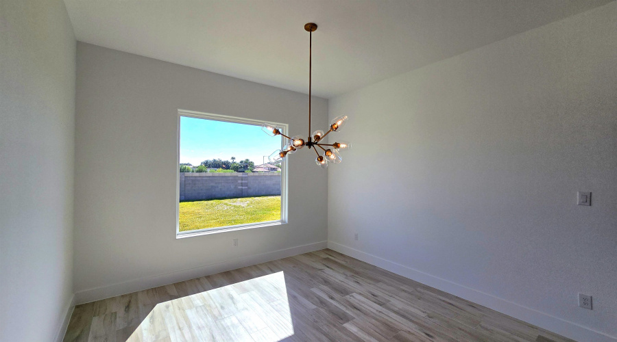 3709 Sun Valley Dr., Laredo, Texas 78045, 4 Bedrooms Bedrooms, 7 Rooms Rooms,4 BathroomsBathrooms,Residential,For Sale,3709 Sun Valley Dr.,20254929